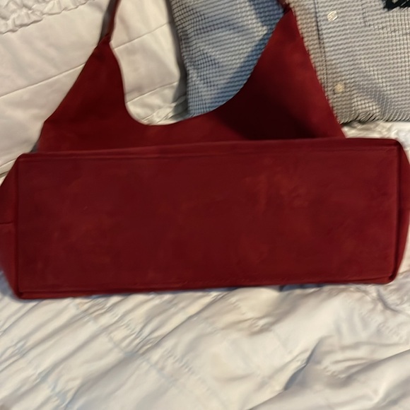 Slouchy hobo suede handbag - Picture 10 of 12